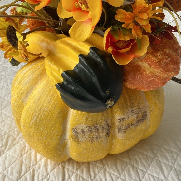 Mark Roberts Pumpkin Gourd Fairy Fall Bouquet Botanical Decor Limited Edition - Picture 10 of 15